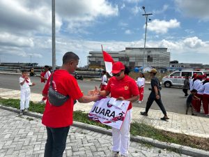 Komunitas Dalam Lindungan Doa Mama Gelar Lomba Gerak Jalan Sambut HUT RI ke-81